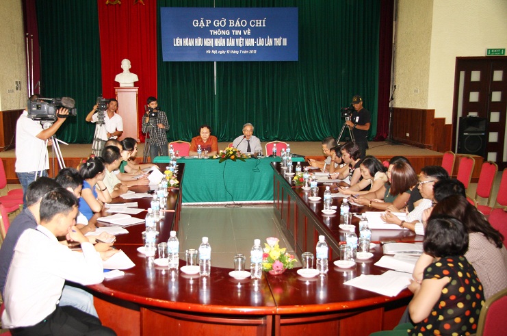 Tieu de